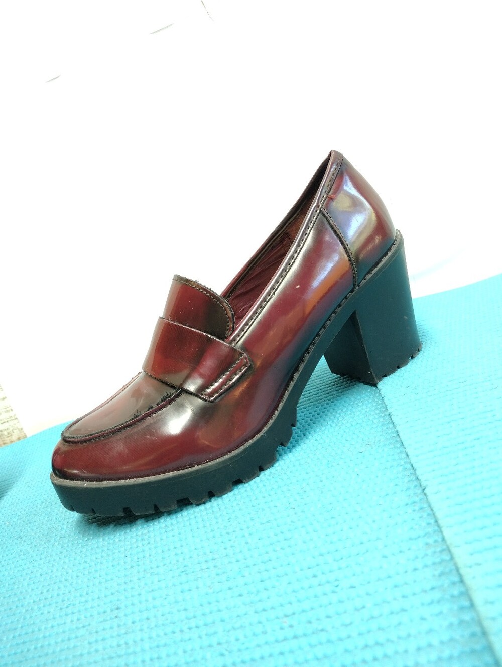 Rouge Helium Jolly Women’s Burgundy Platform Loafer Block Heels 8.5